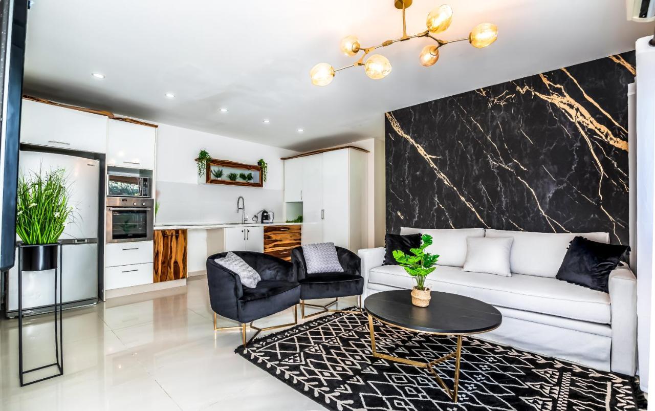 Yalarent Enorma Complex With Shared Heated Pool Apartment Eilat Exterior foto