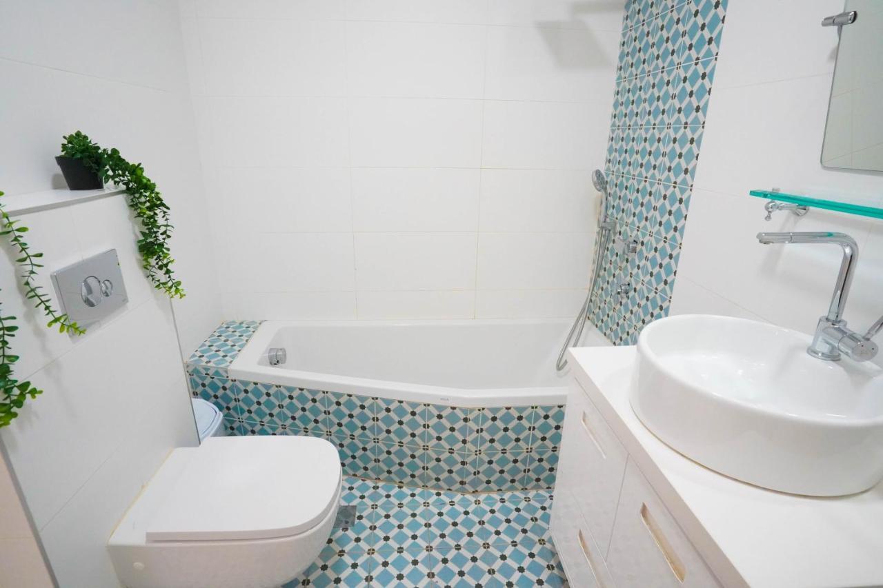 Yalarent Enorma Complex With Shared Heated Pool Apartment Eilat Exterior foto
